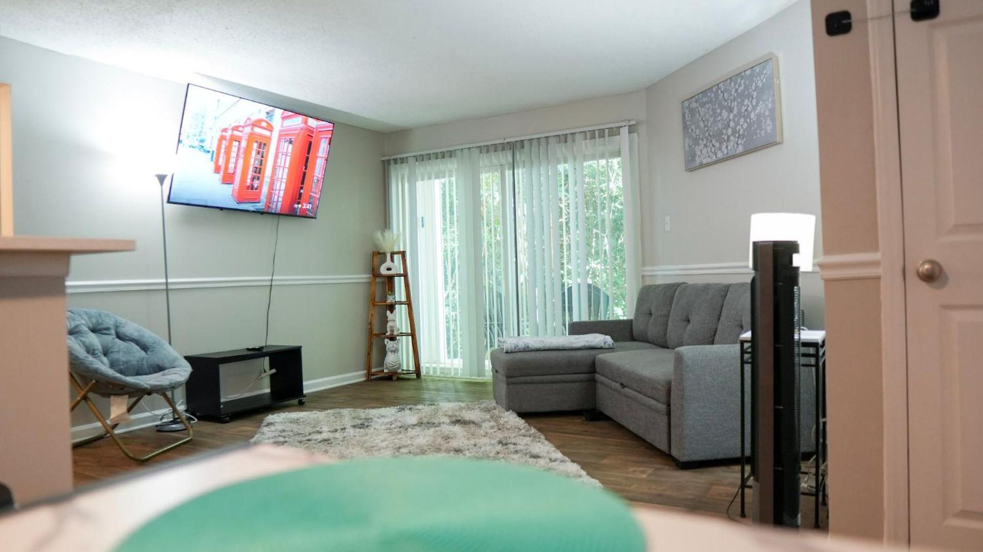 Luxury & Convenience In South End Charlotte