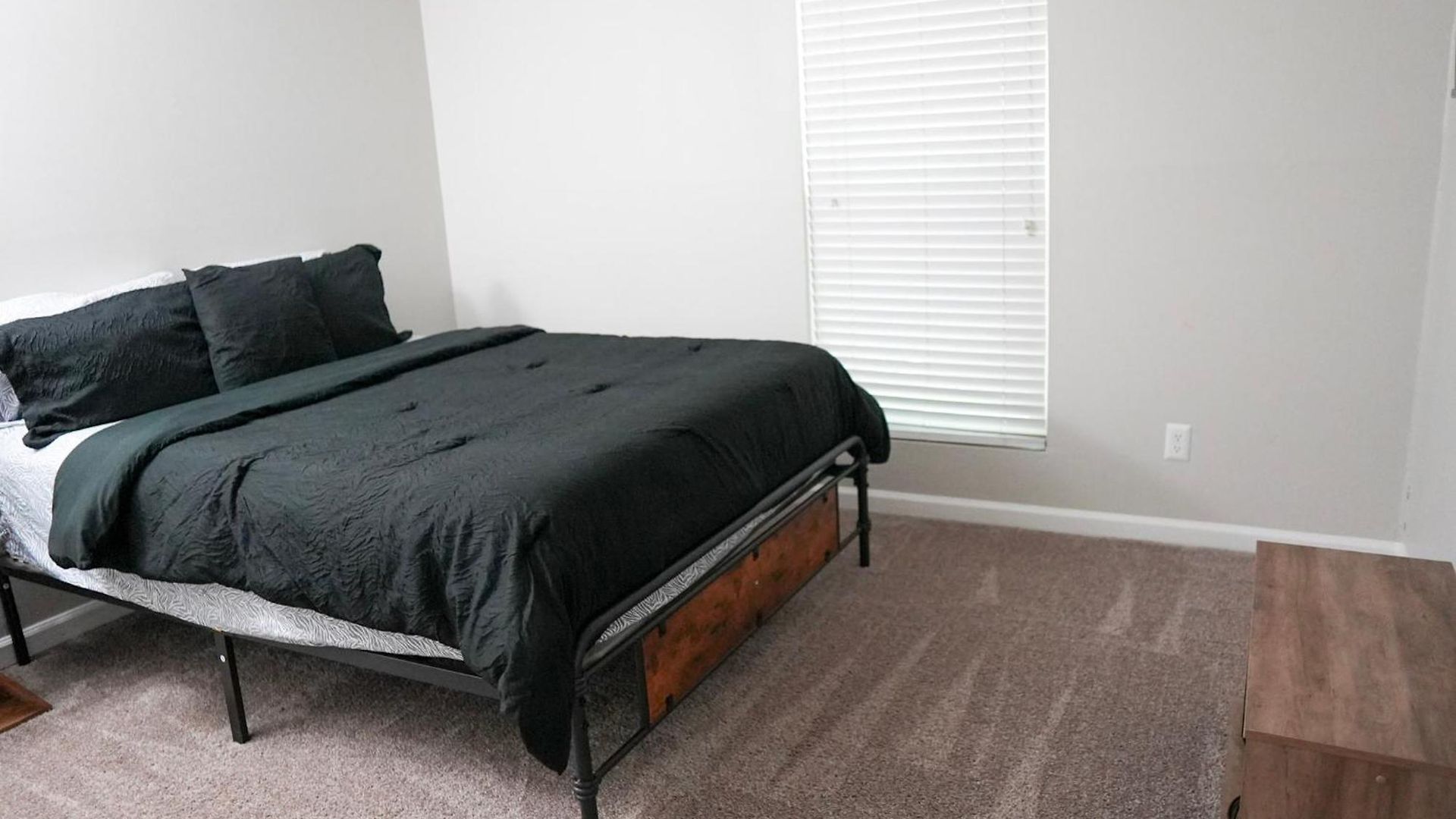 Luxury & Convenience In South End Apartment Charlotte