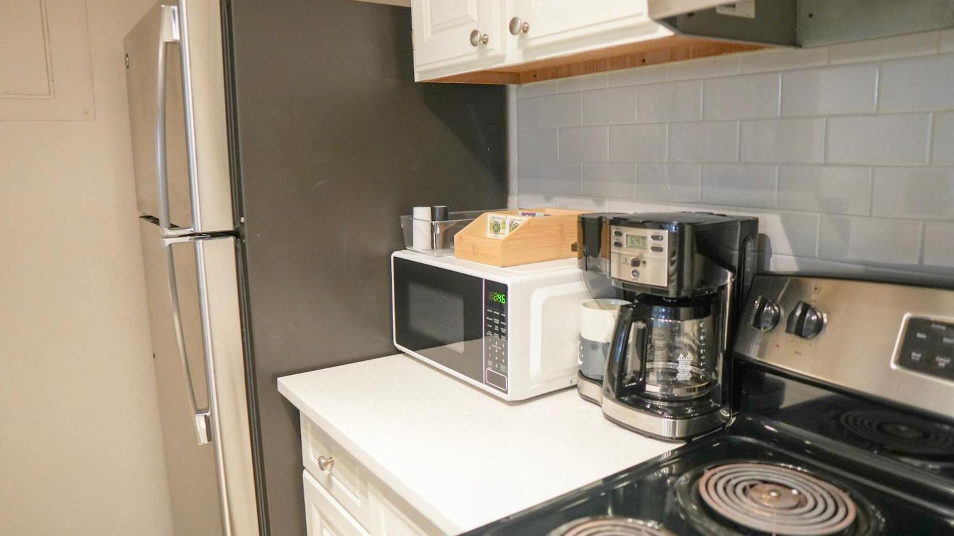 Deluxe Luxury & Convenience Apartment