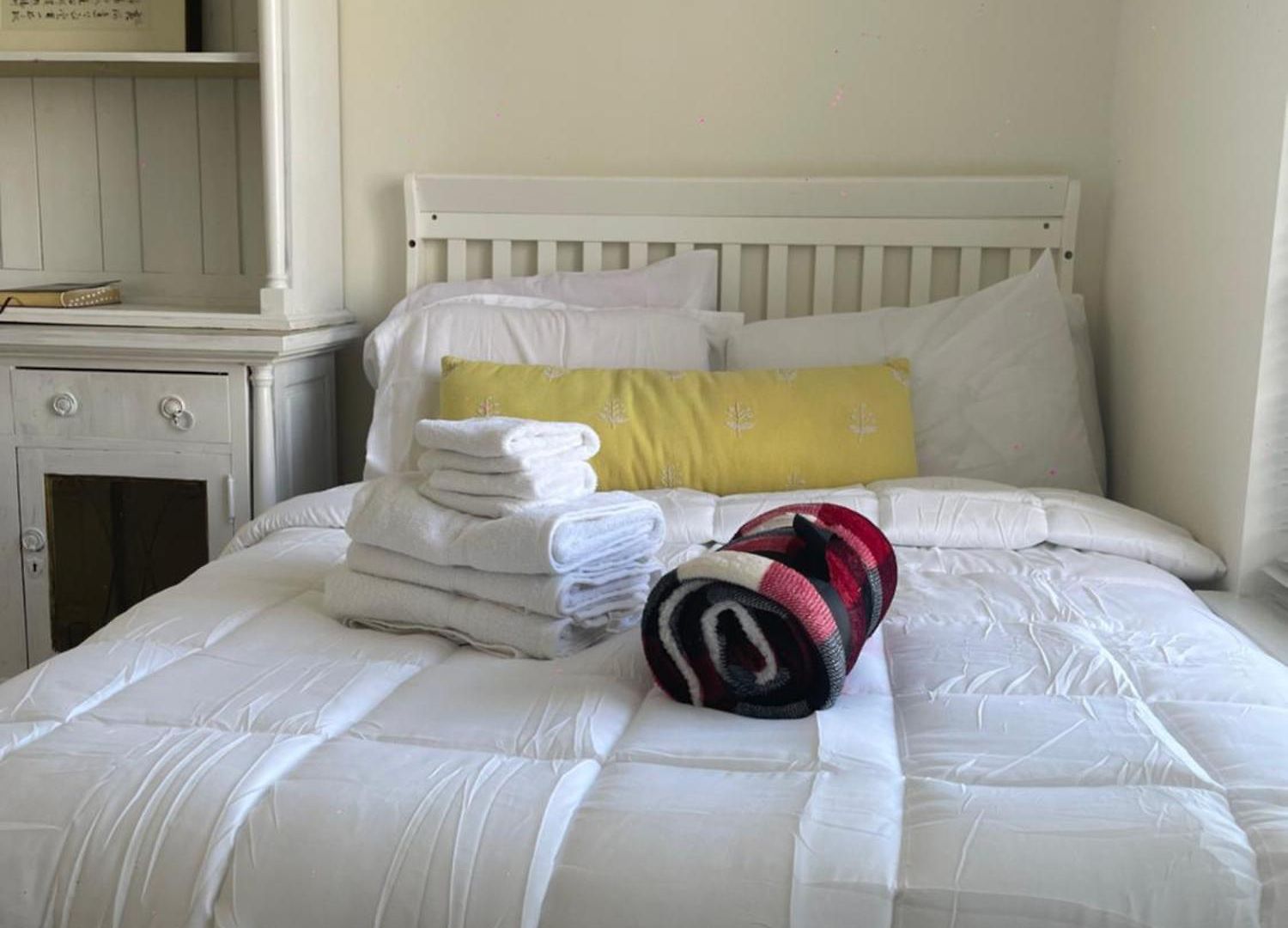 Holiday home Charming Entire 3 Bedrooms House With Ac And Wifi *