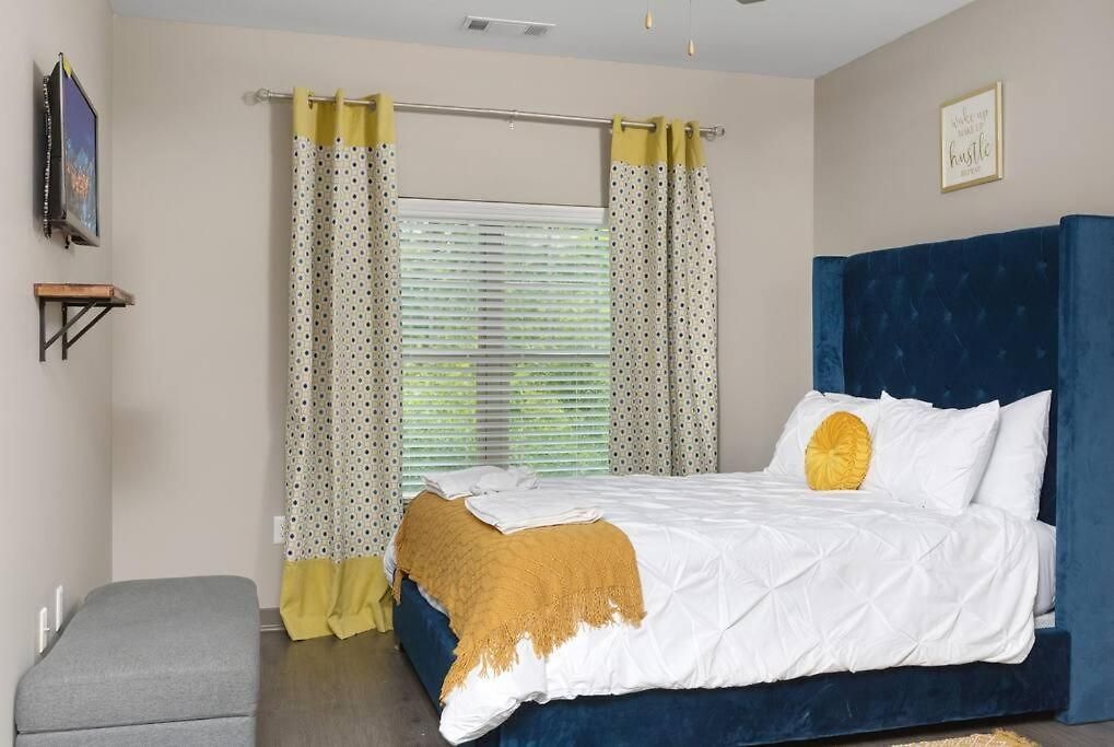 2ba/2br Uptown Loft 5 Mins To Panthers Stadium_319 Apartment Charlotte