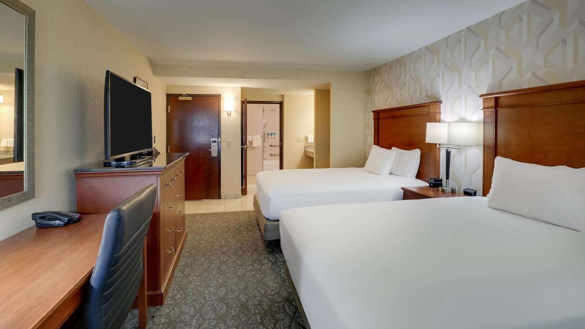 Hotel Drury & Place Charlotte