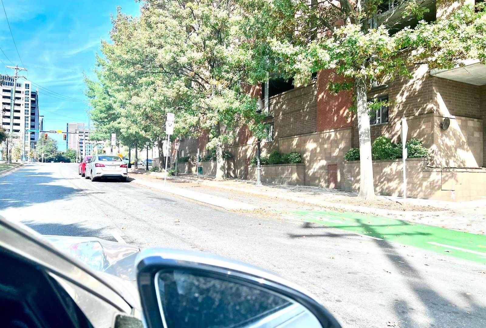 Beautiful Uptown Adventure * Charlotte