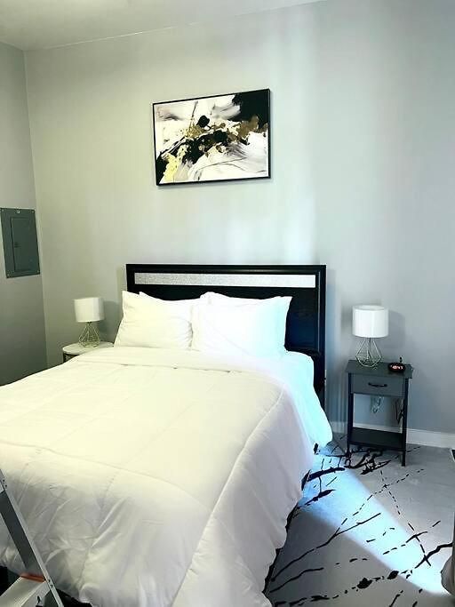 Beautiful Uptown Adventure Apartment