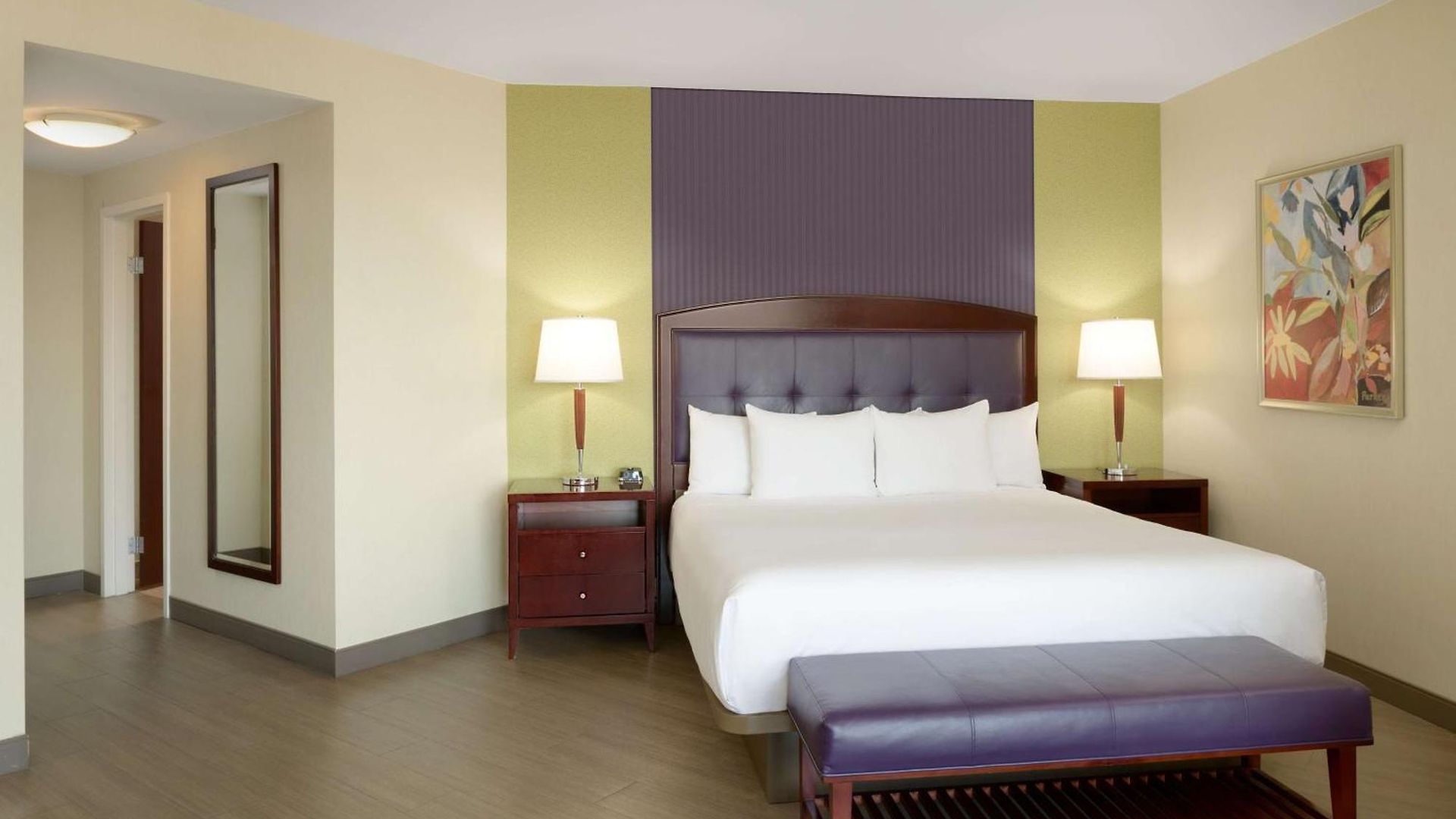 Hilton Uptown 4*