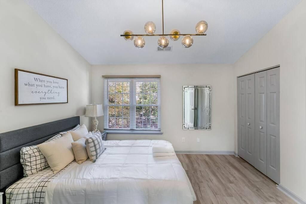 Golf Oasis Modern Townhome!