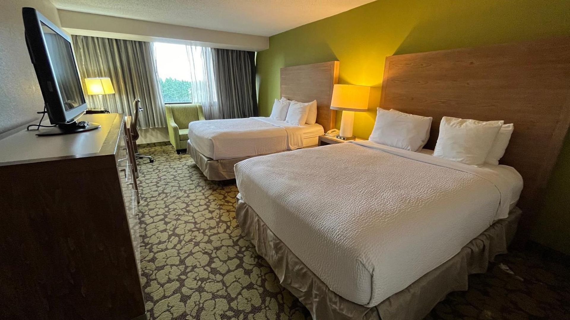 Ramada Plaza By Wyndham South End Airport
