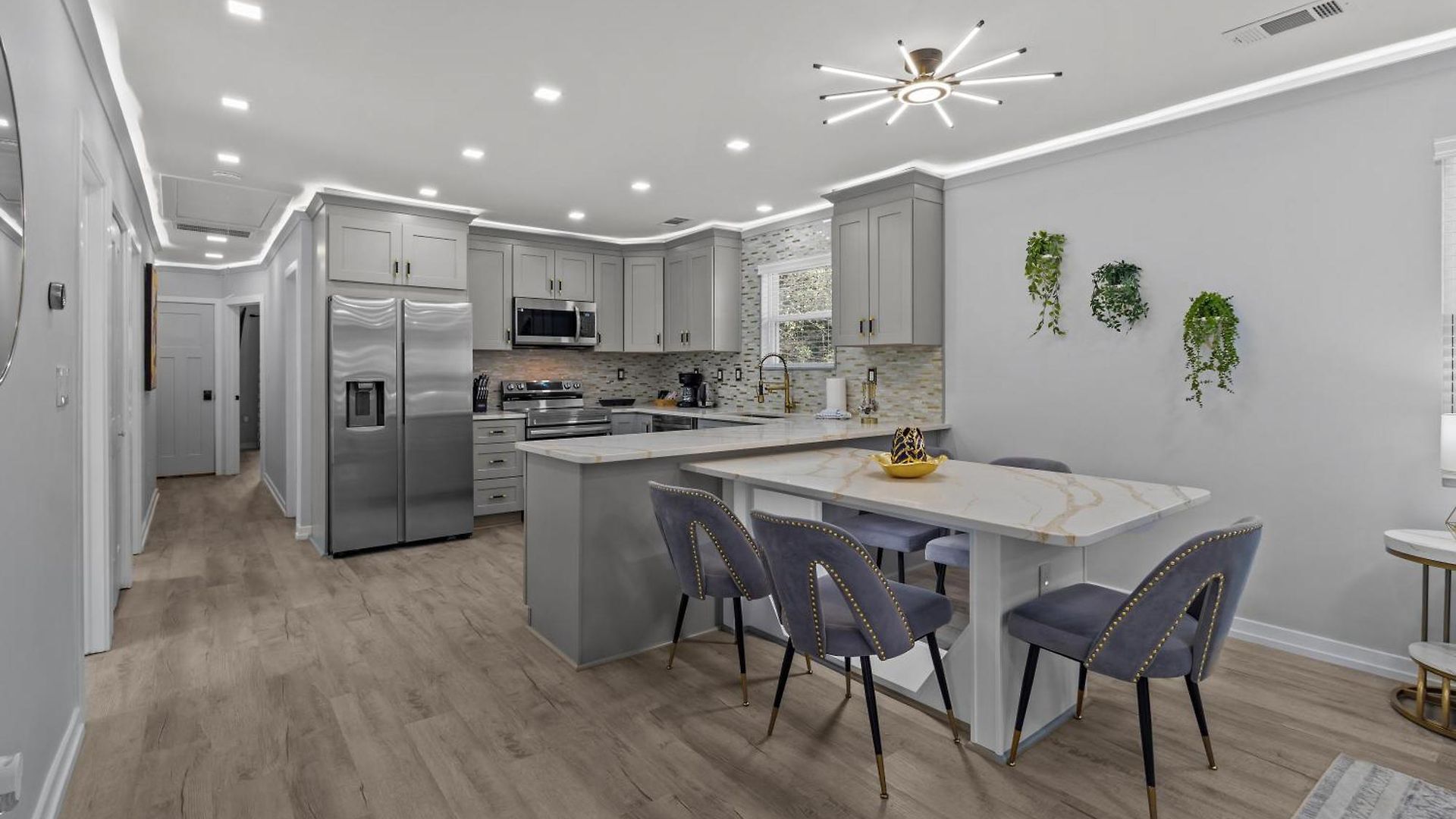 Holiday home Retreat: Luxury 4br Heaven *
