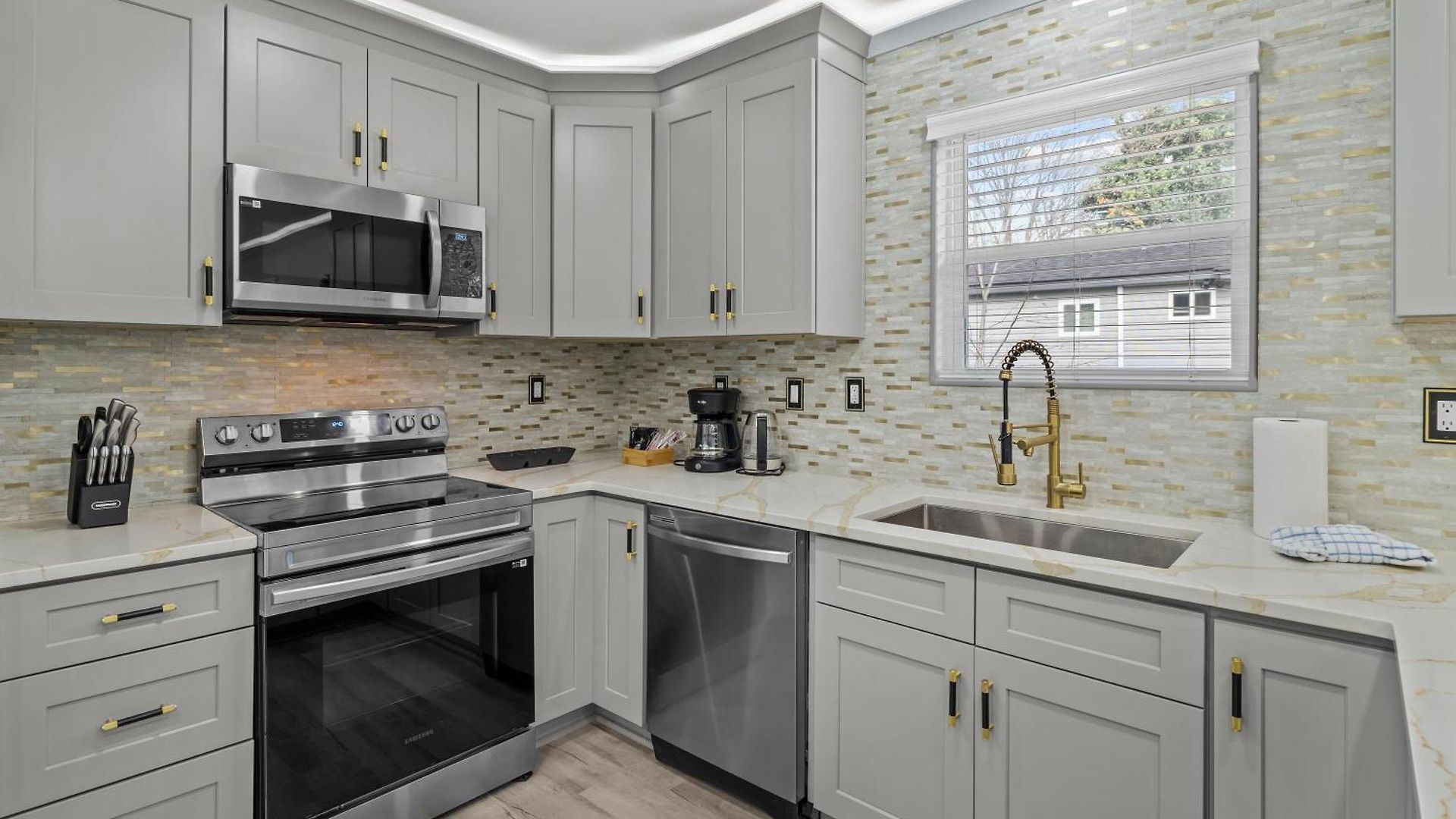 Holiday home Retreat: Luxury 4br Heaven Charlotte