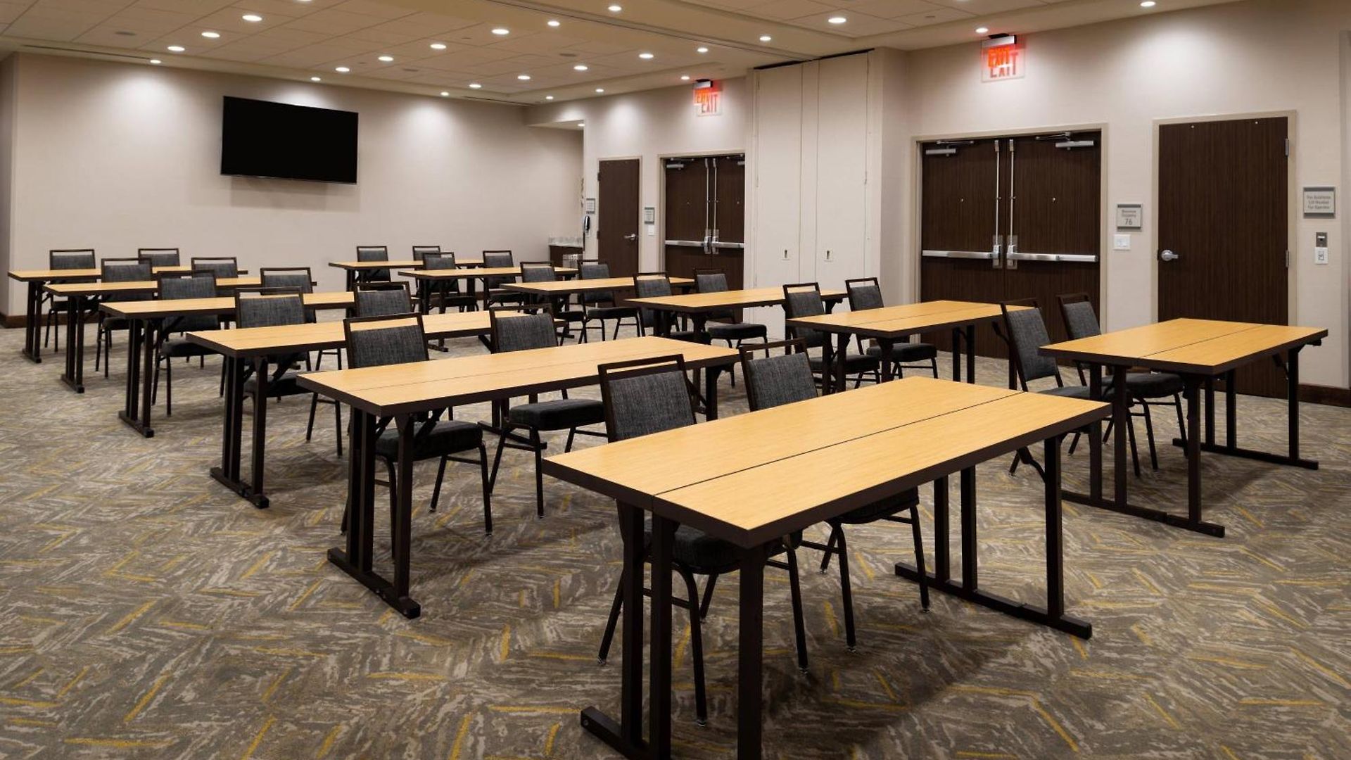 By Marriott Northlake 3*
