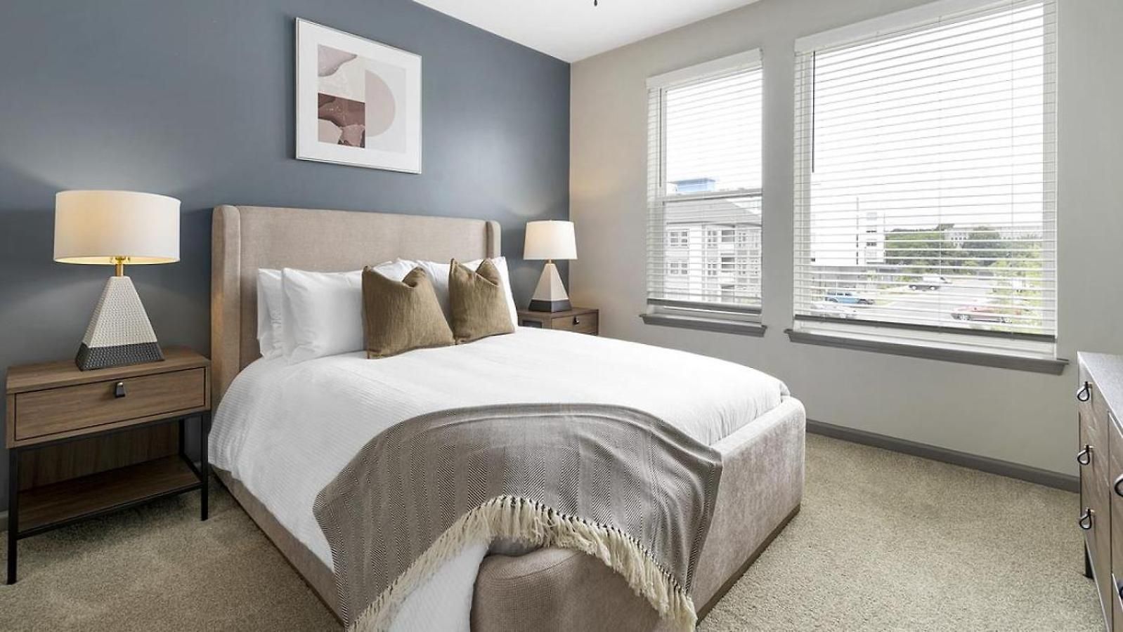 Landing Modern With Amazing Amenities * Charlotte