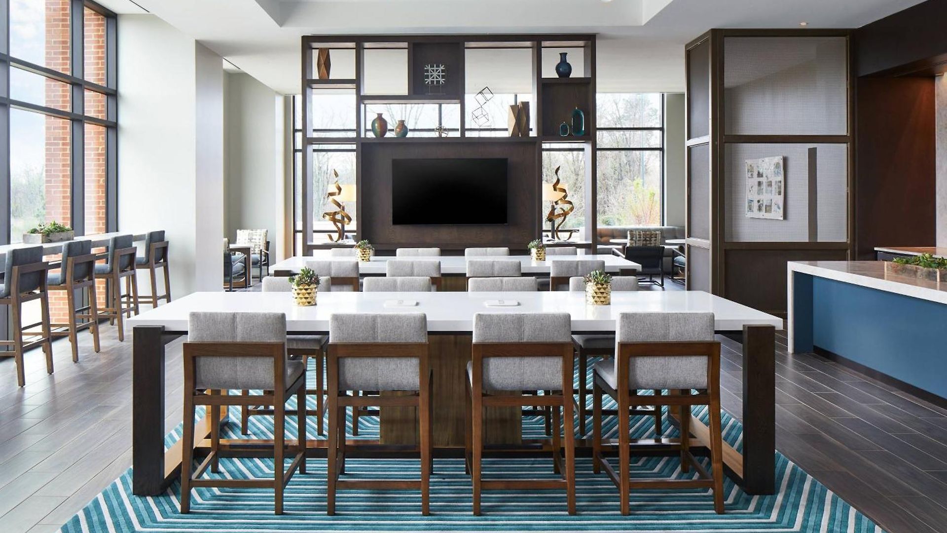 Unc Marriott & Conference Center Hotel 3*