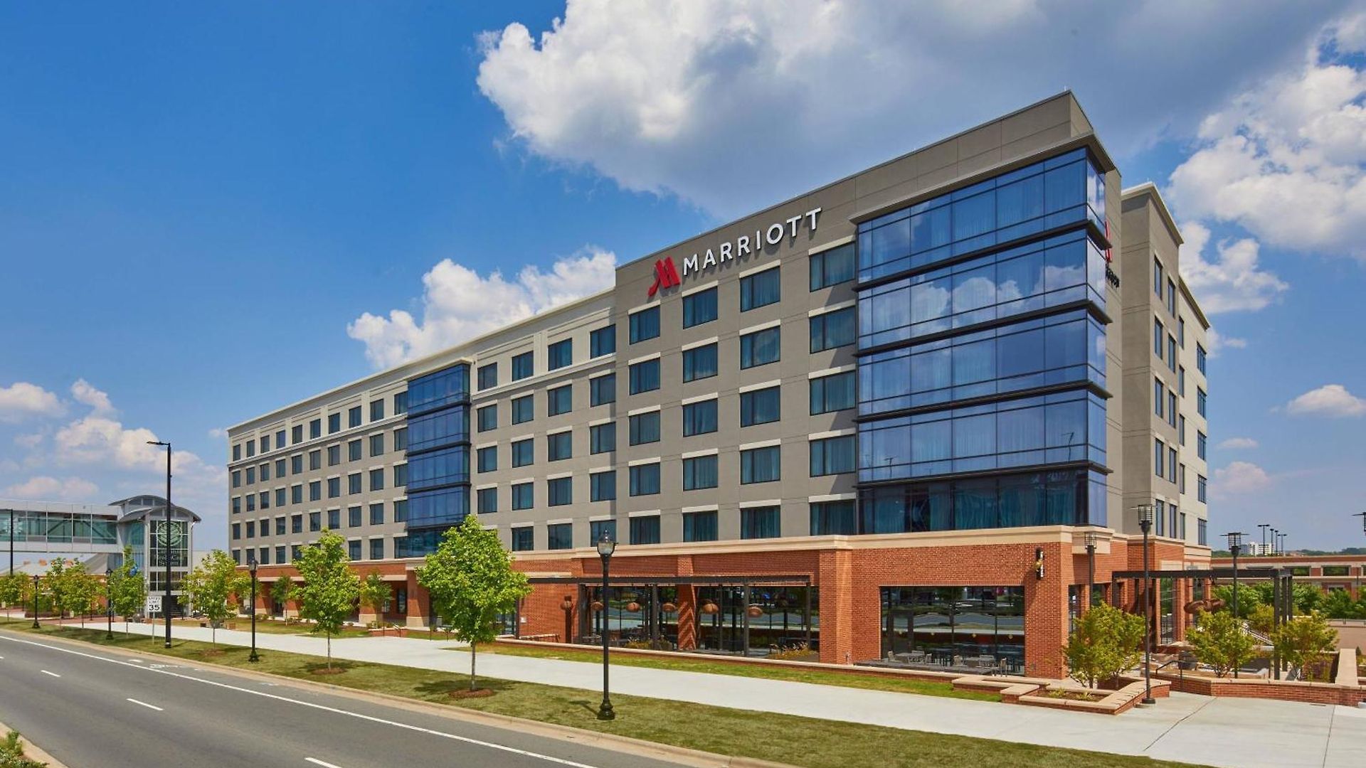 Unc Marriott & Conference Center 3* Charlotte