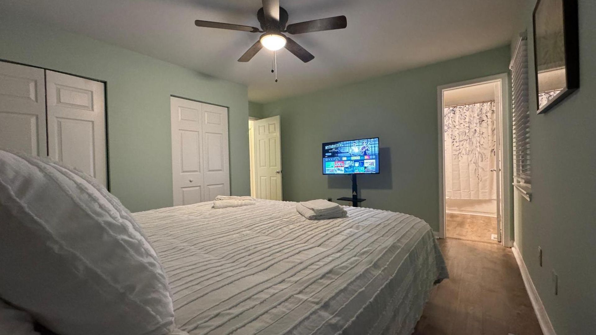 Apartment 3 Bedroom Townhome Pineville *