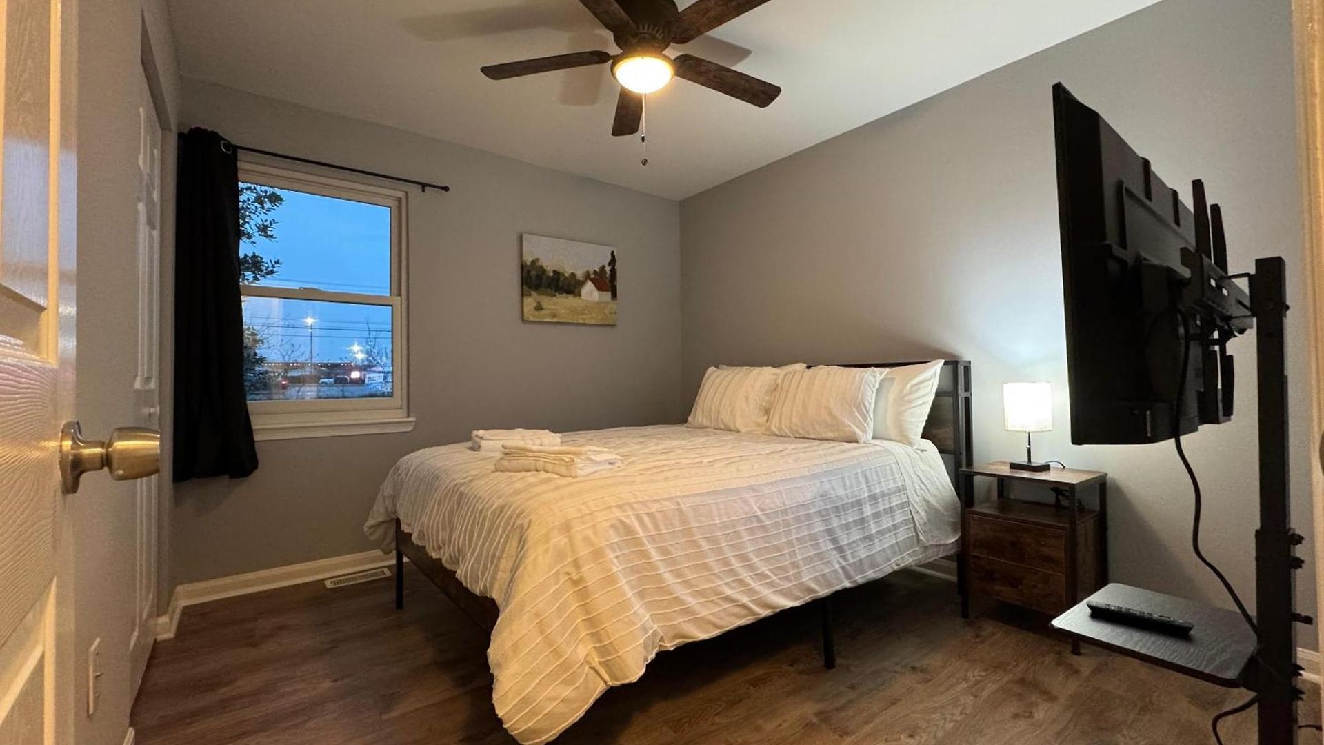 Apartment 3 Bedroom Townhome Pineville