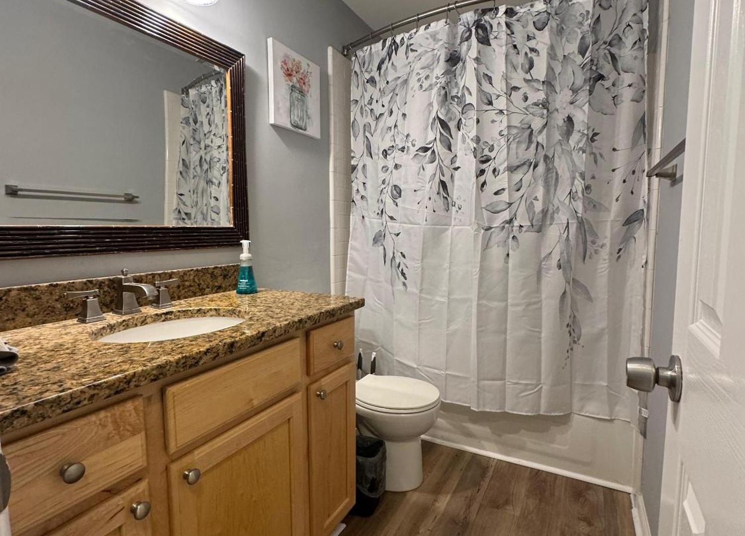 3 Bedroom Townhome Pineville Apartment *