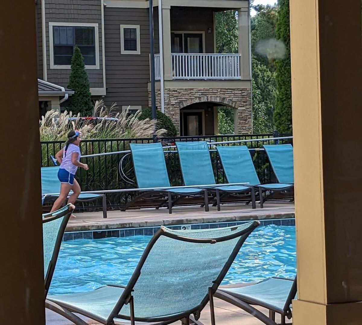 Away From - Book Friday And Saturday Get Sunday Free! Sleeps 7 Immediate Availability! Beautiful Gated Community *