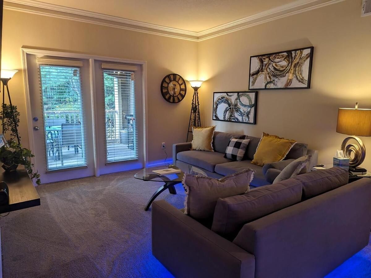 Away From - Book Friday And Saturday Get Sunday Free! Sleeps 7 Immediate Availability! Beautiful Gated Community Charlotte