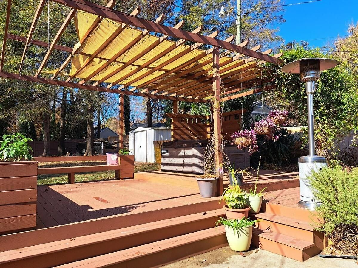 Quiet And Smoke Free Private Apartment