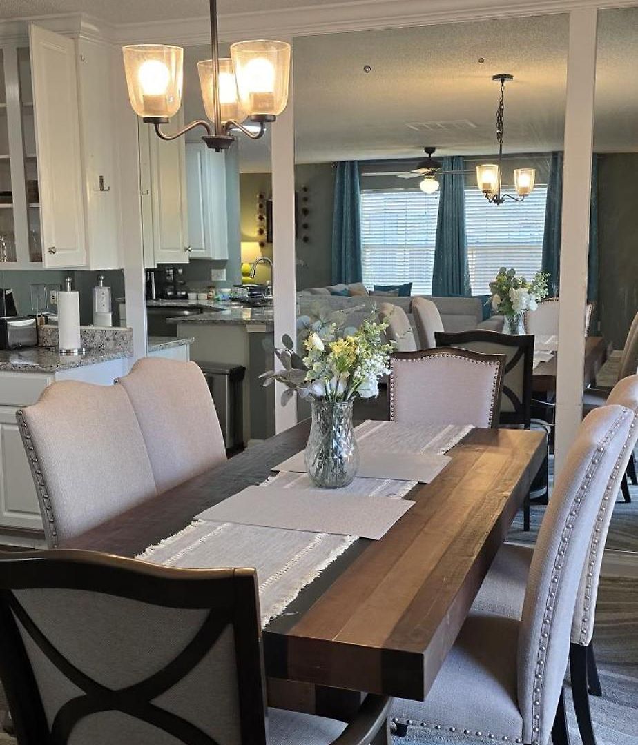 Close To Uptown & Airport *
