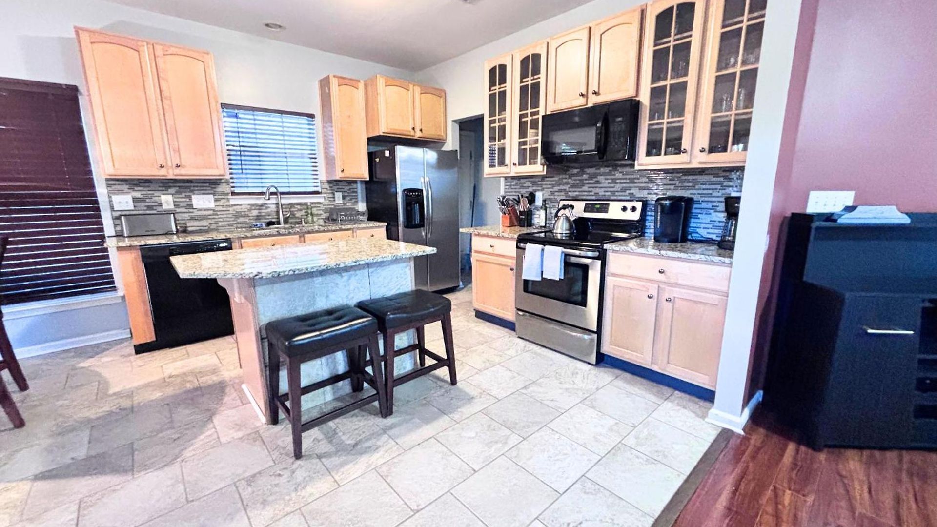 Villa Amazing 4 Bdrm W Garage In *