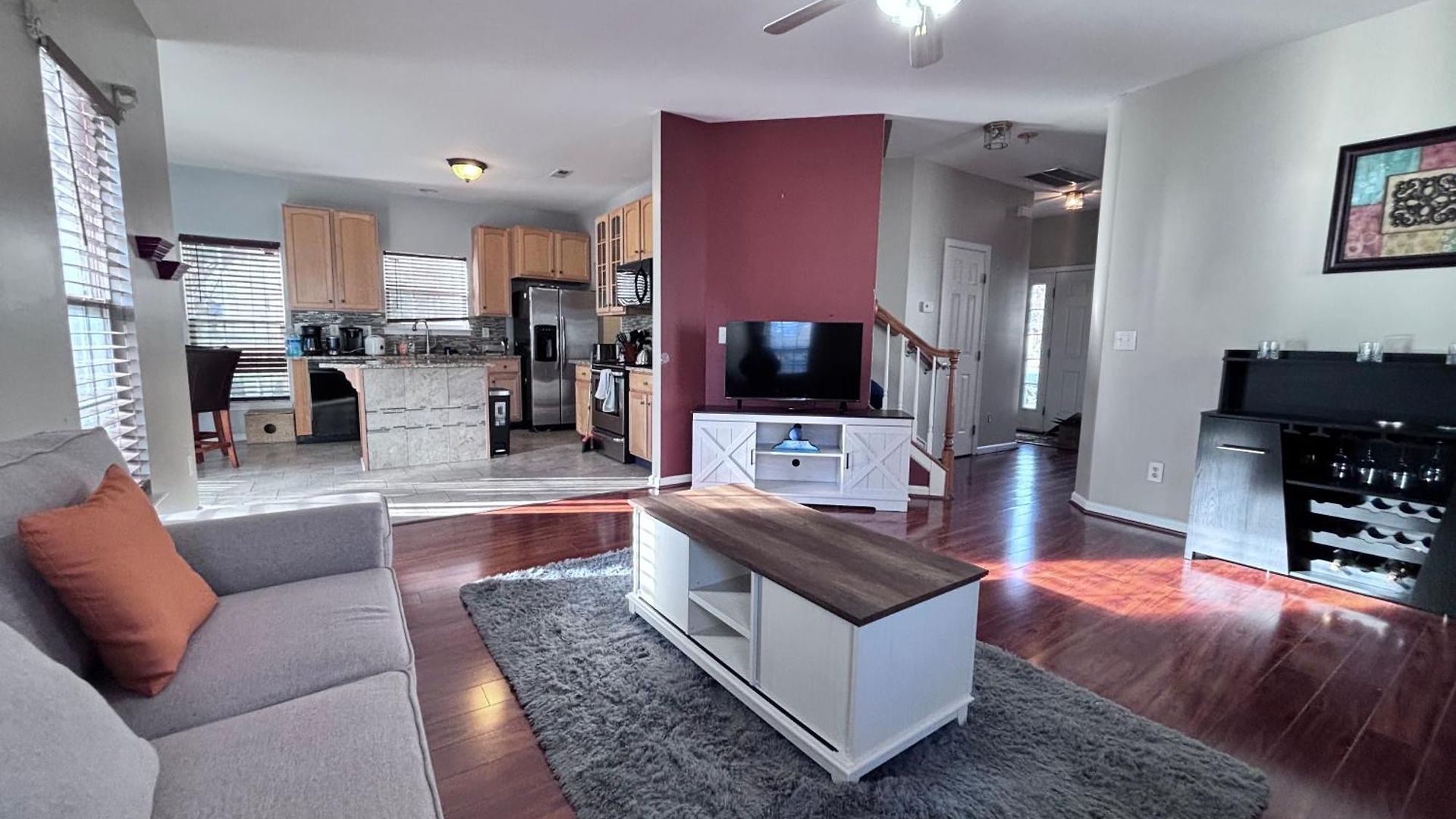 Amazing 4 Bdrm W Garage In Charlotte
