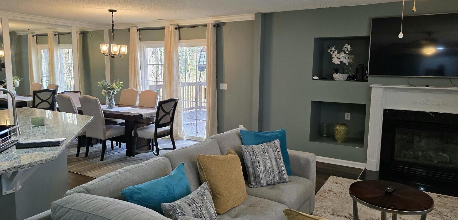 Spacious Near Up-town And Clt Airport 3*