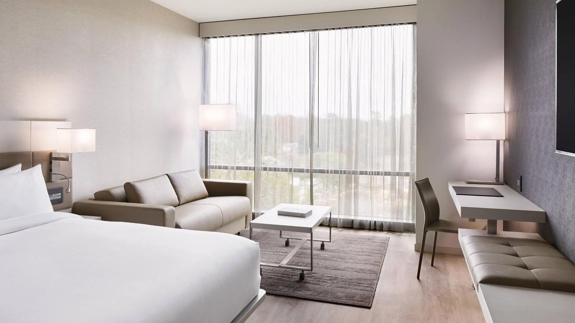 Hotel Ac By Marriott Southpark 4*