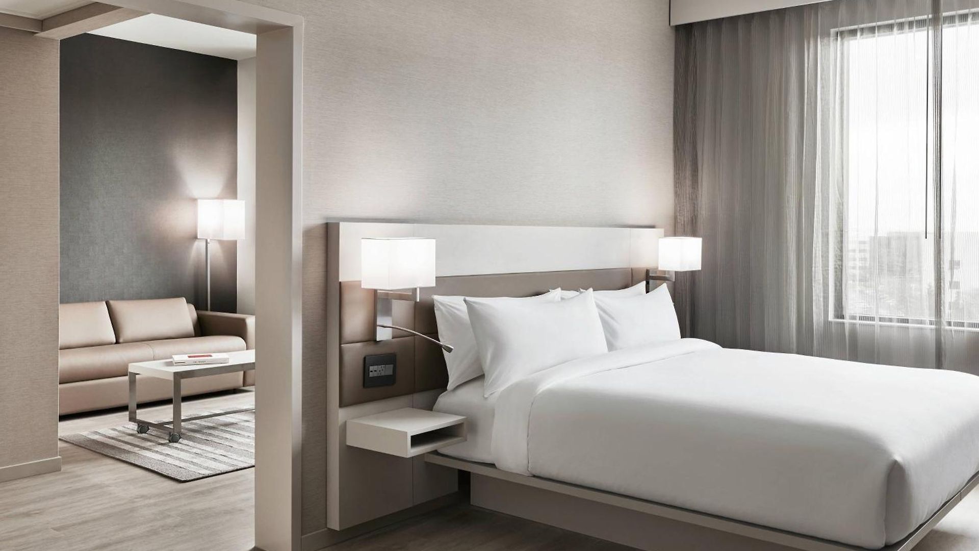 Ac By Marriott Southpark 4*