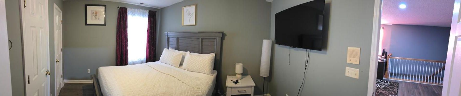 Single Rm Or Entire Near Uptown Guest house *