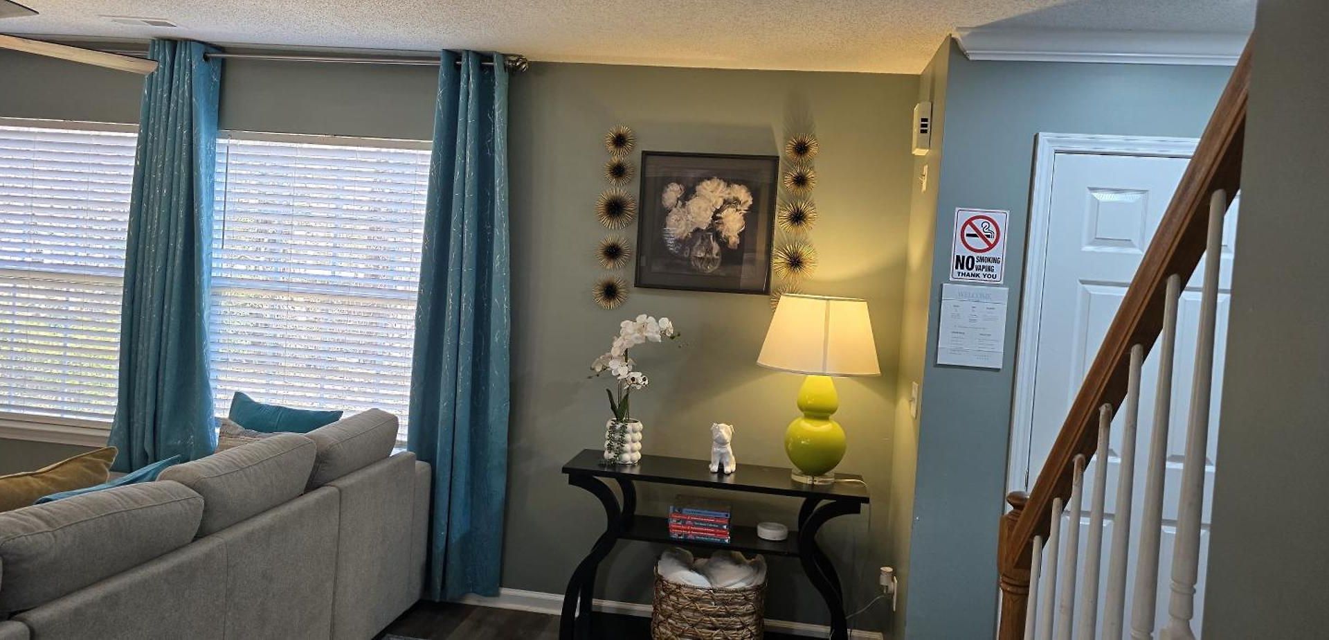 Guest house Single Rm Or Entire Near Uptown