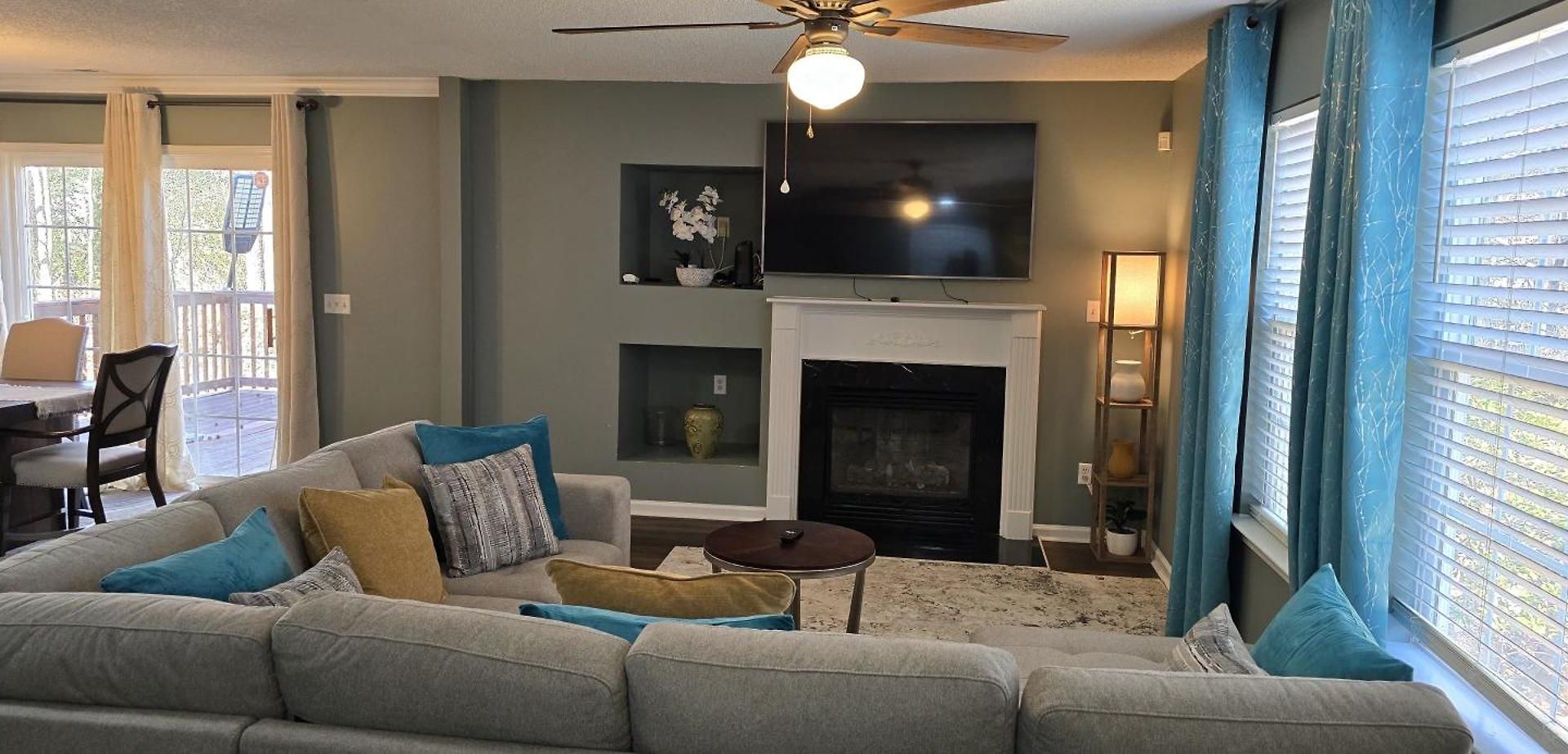 Single Rm Or Entire Near Uptown Guest house *