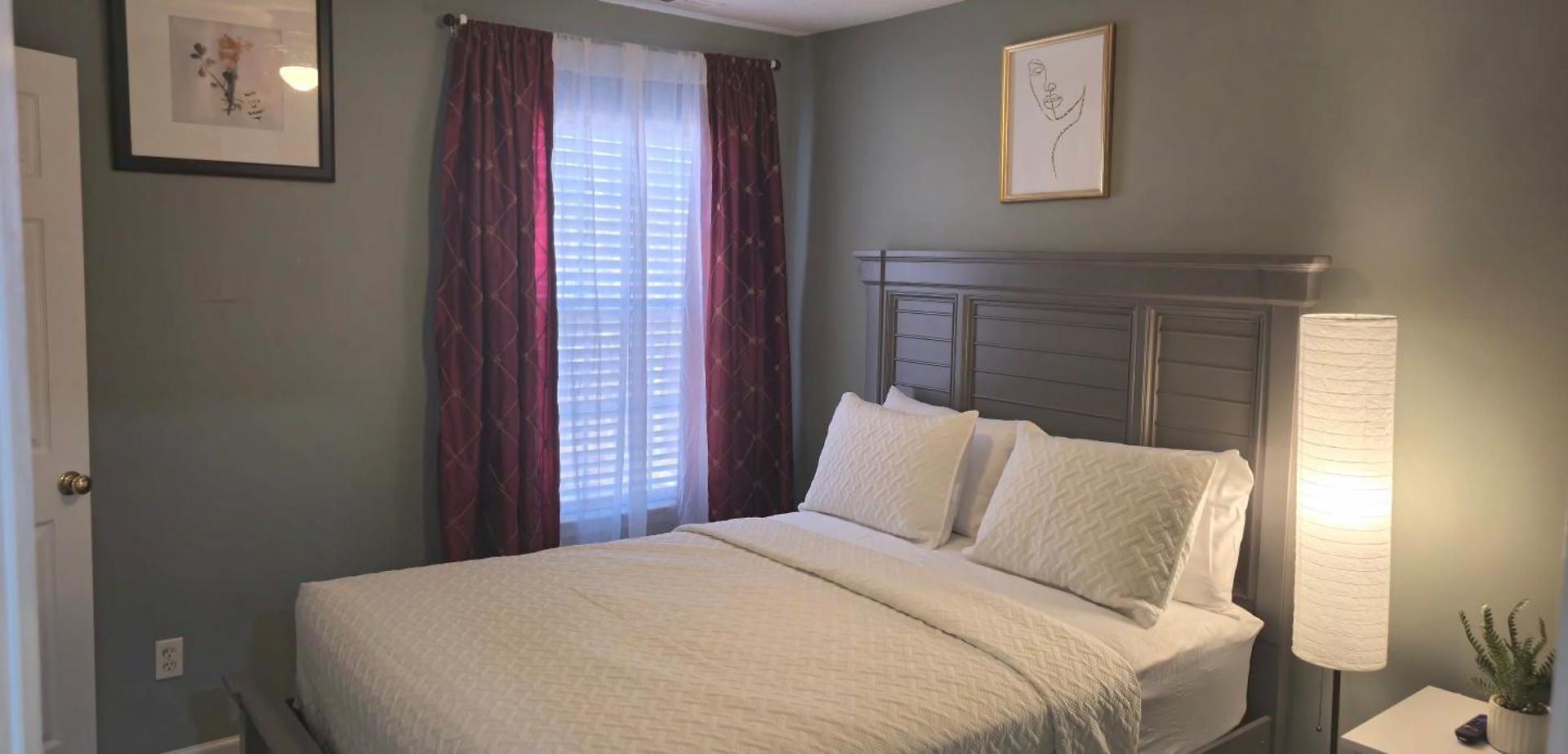 Guest house Single Rm Or Entire Near Uptown