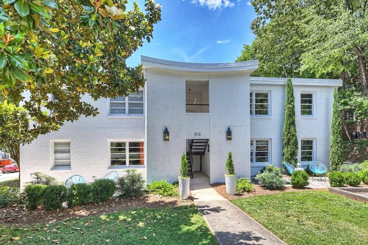 Relax And Recharge In Myers Park * Charlotte