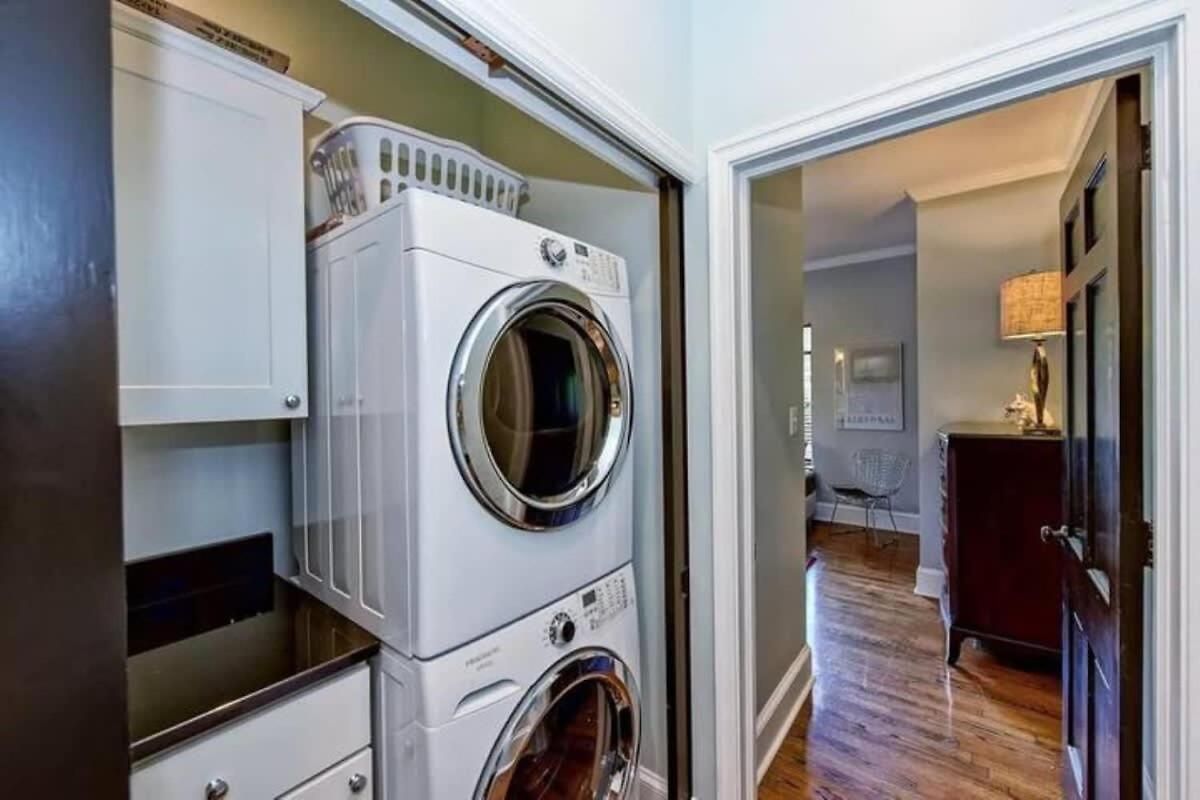 Elegant 2br With Covered Patio Holiday home *