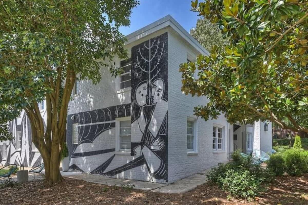 Comfortable 1br Myers Park Oasis