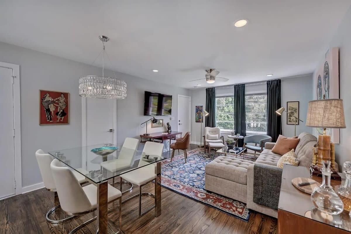 Comfortable 1br Myers Park Oasis