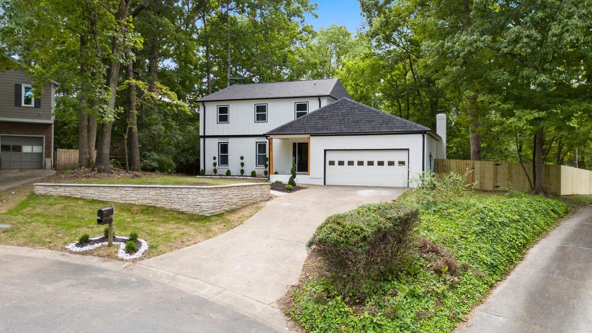 Holiday home Modern 4 Bed In Quail Hollow *
