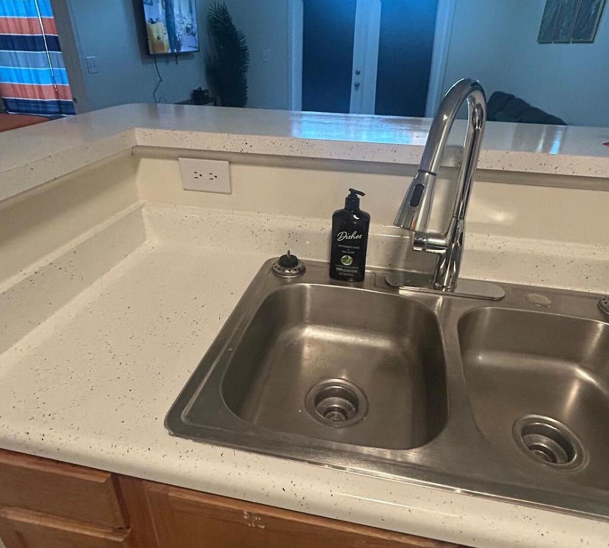 Spacious 2 Bedroom With 4 Beds And Free Parking Charlotte