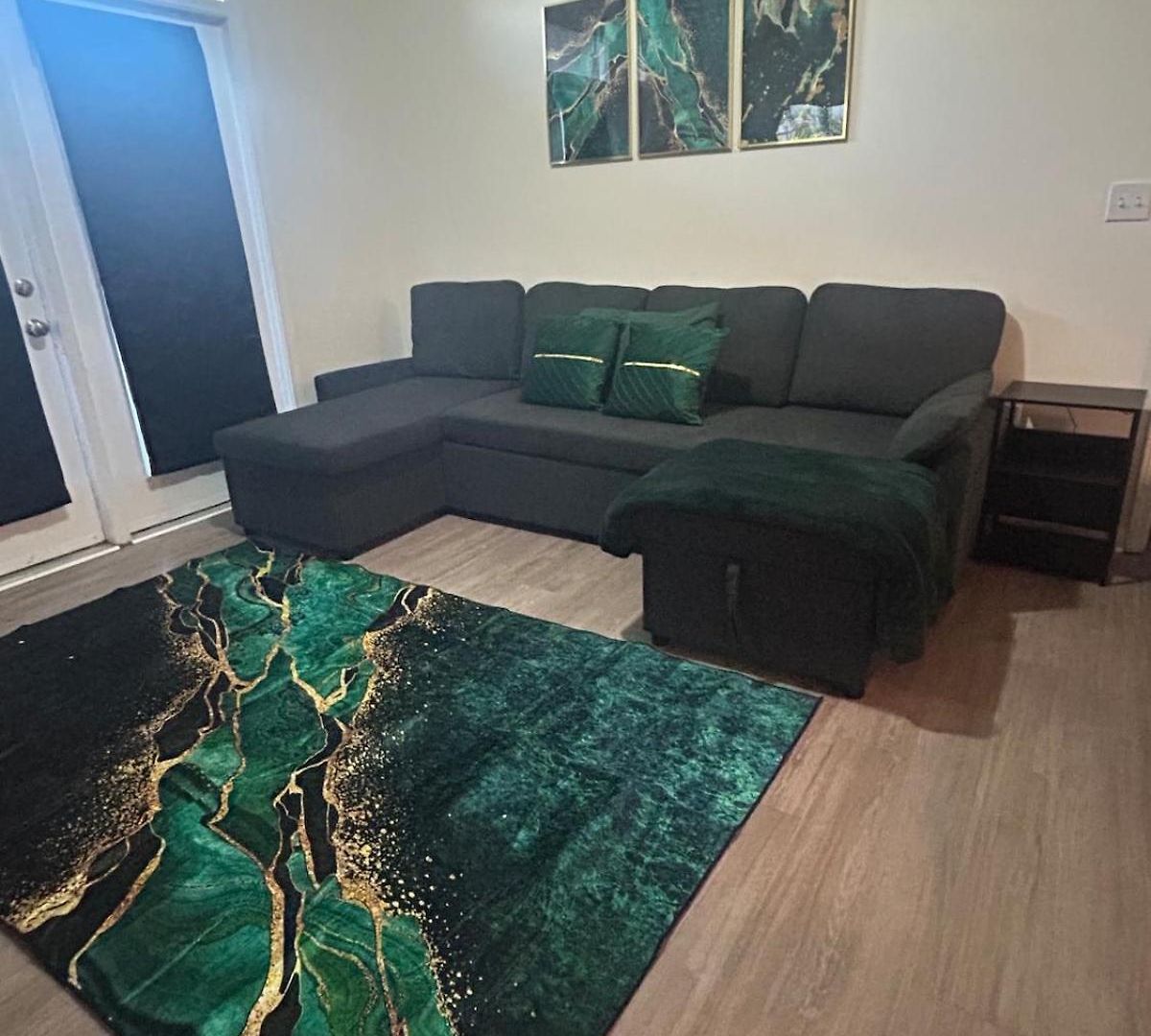 Spacious 2 Bedroom With 4 Beds And Free Parking Apartment Charlotte