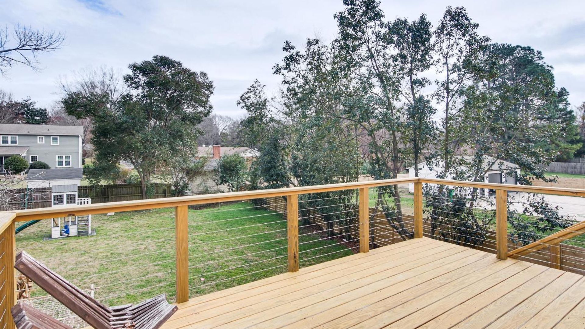 Holiday home 6 Mi To Spectrum Center: Spacious Getaway W/ Deck *
