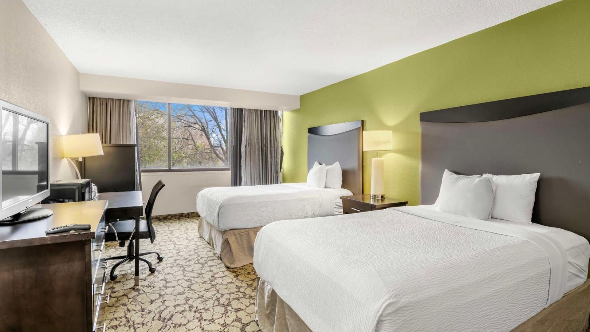 Hotel Red Lion 3*