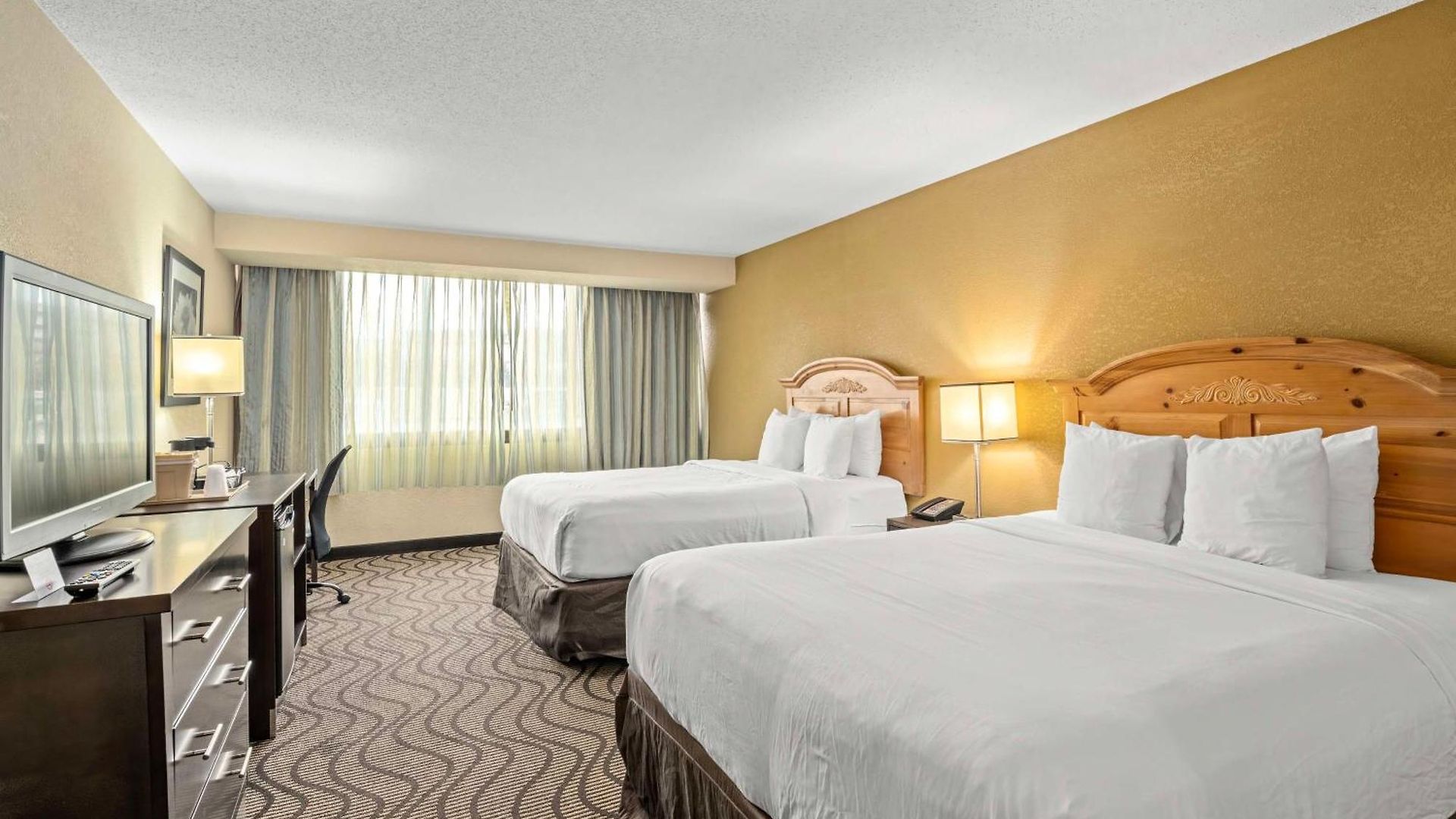 Red Lion Hotel
