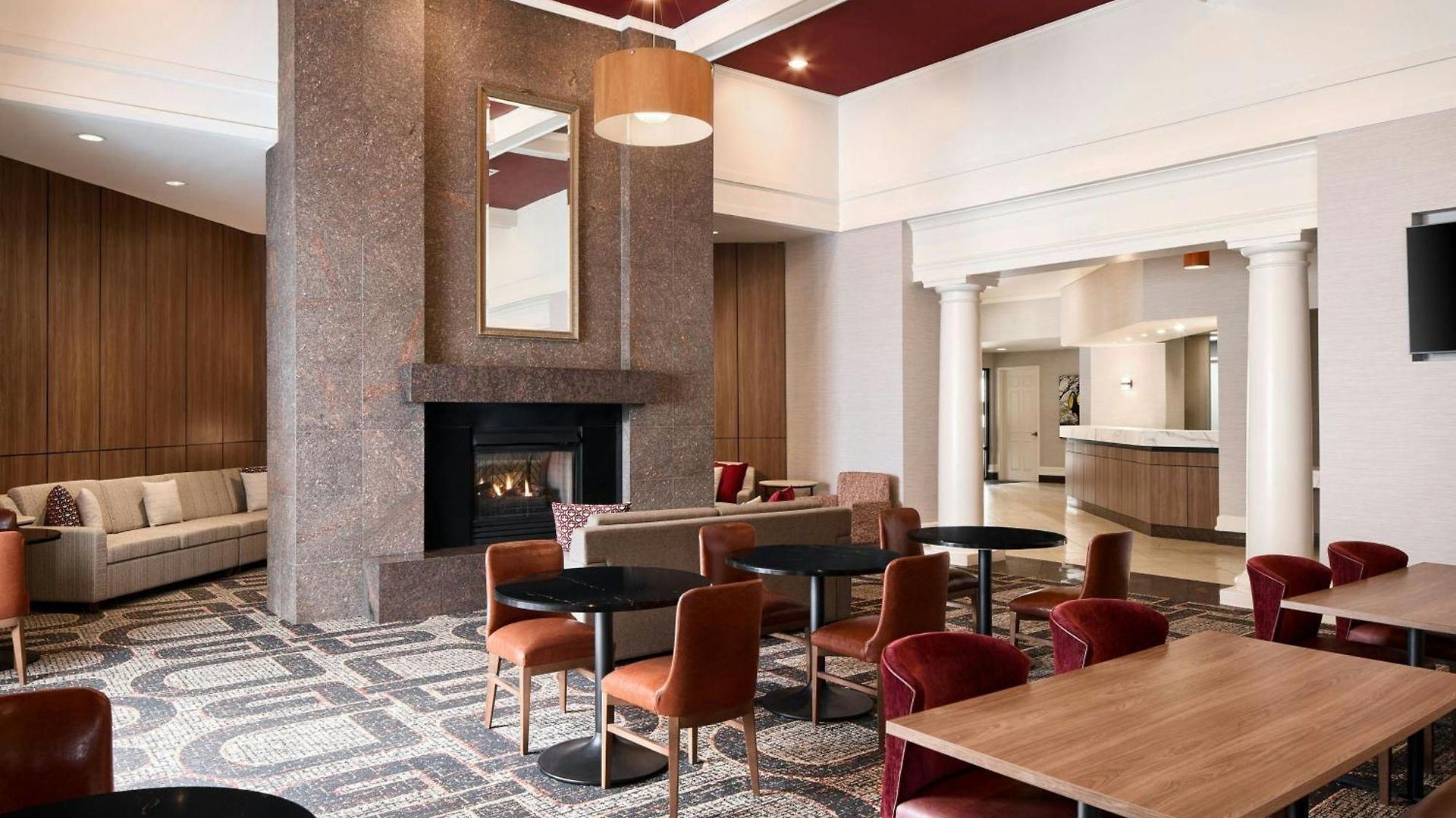 Hotel Uptown 3*