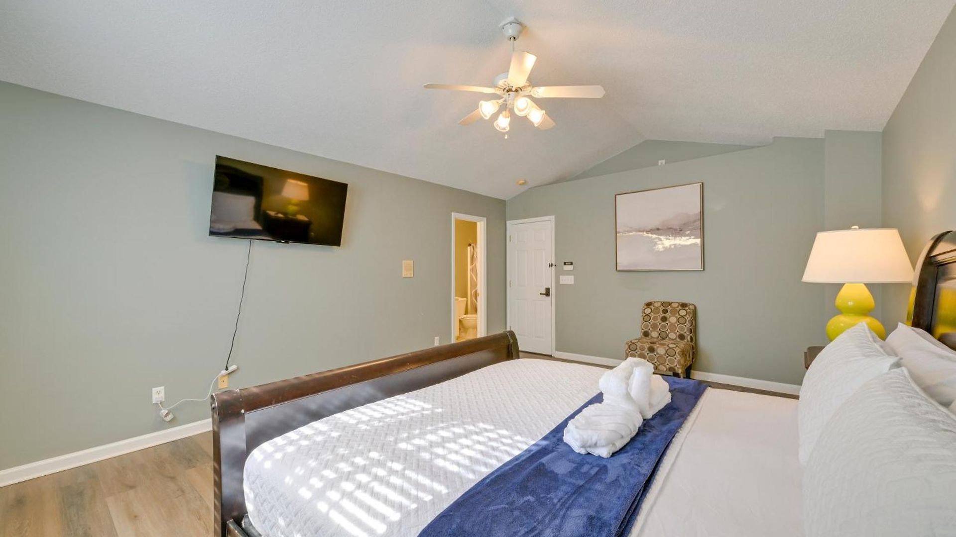 9 Mi To Uptown Charlotte: Dogs Welcome! Holiday home *