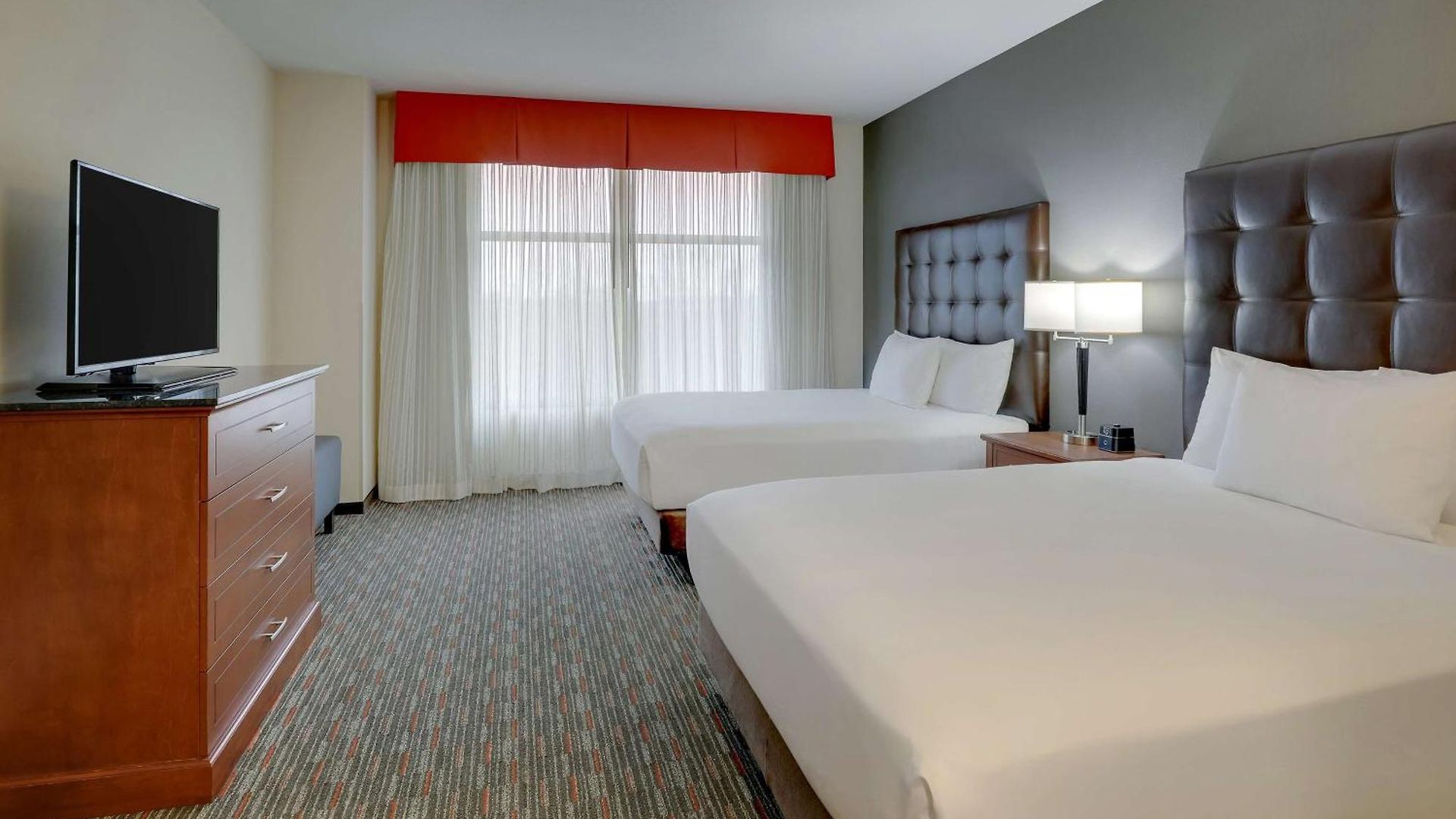 Drury & Arrowood Hotel