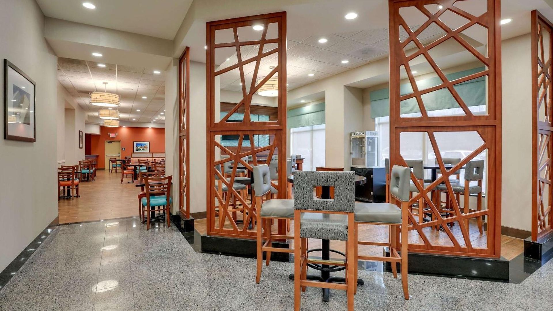 Drury & Arrowood Hotel 4*