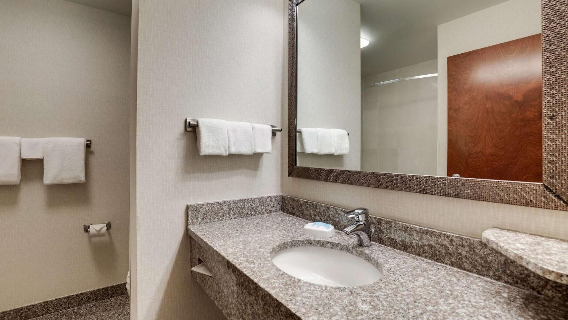 Drury & Northlake Hotel 4*