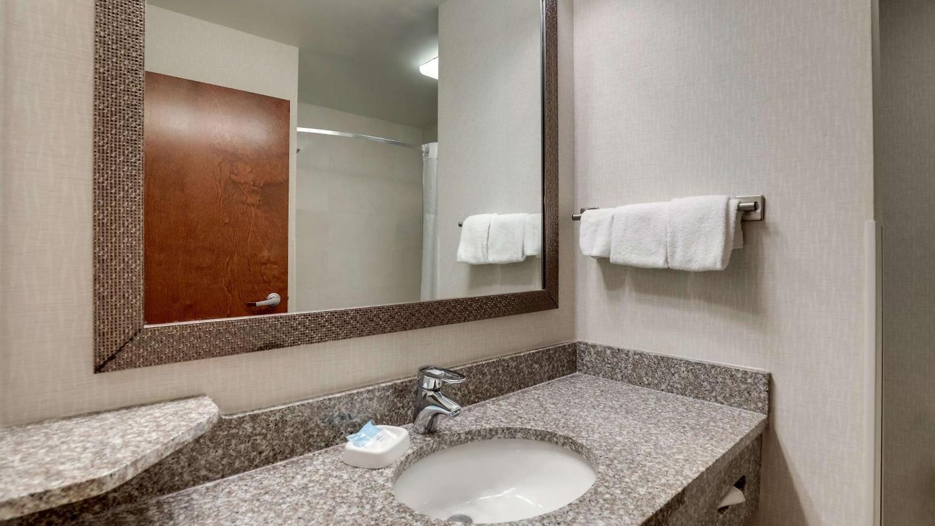 Hotel Drury & Northlake Charlotte
