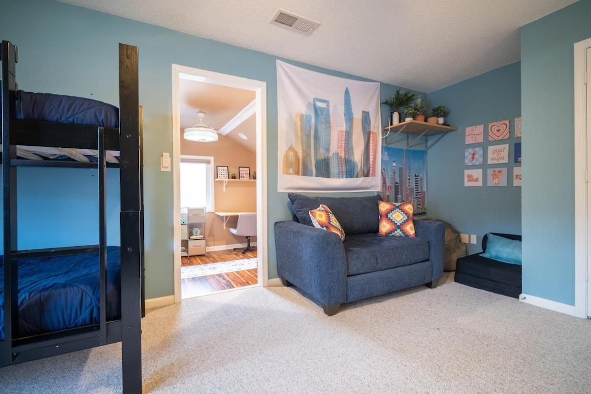 Apartment Tropical Oasis With Tiki Bar, Firepit, Seasonal Pool